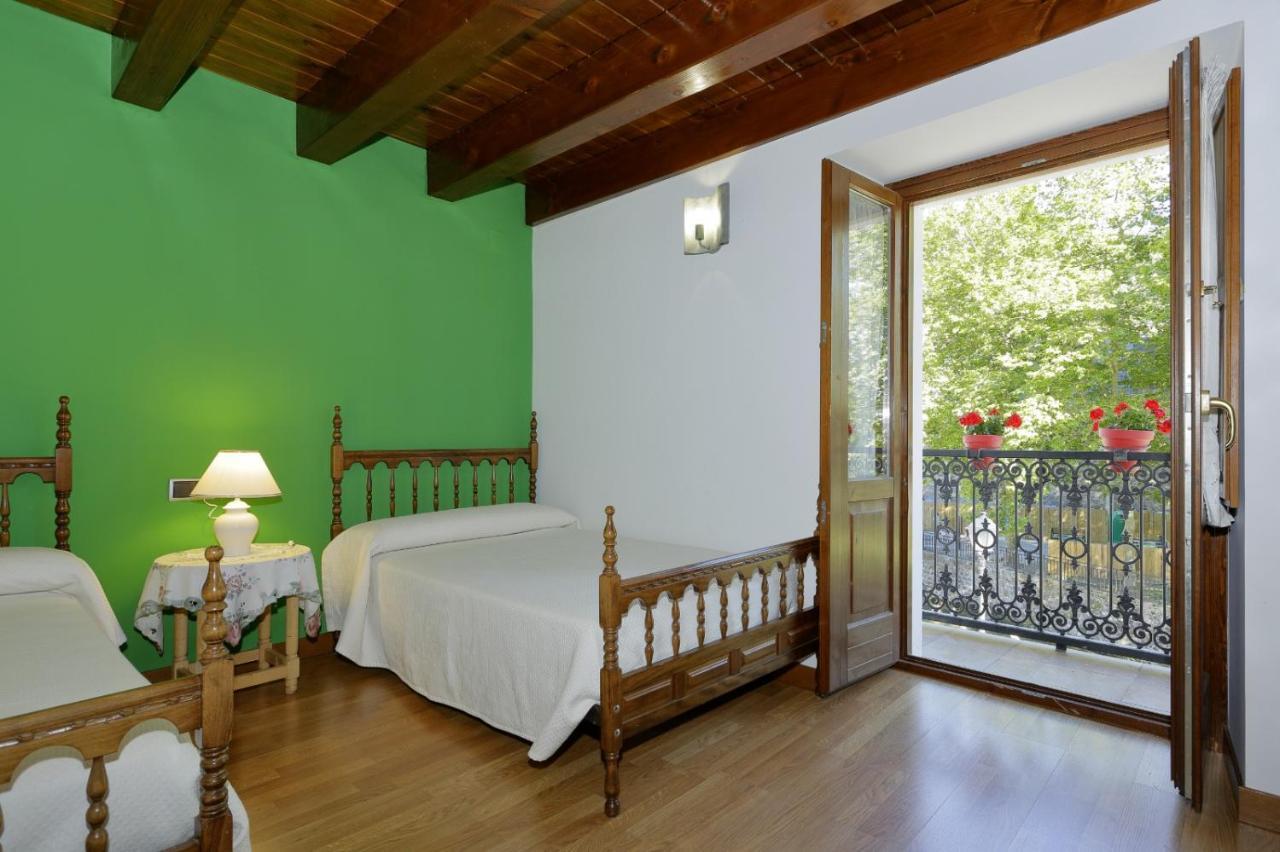 Apartament Aizkolarienea Ochagavía Zewnętrze zdjęcie